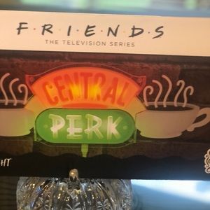 FRIENDS - Central Perk  ☕️ Led Neon light 💡 NWT